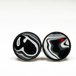 Black and white swirl designed earrings.