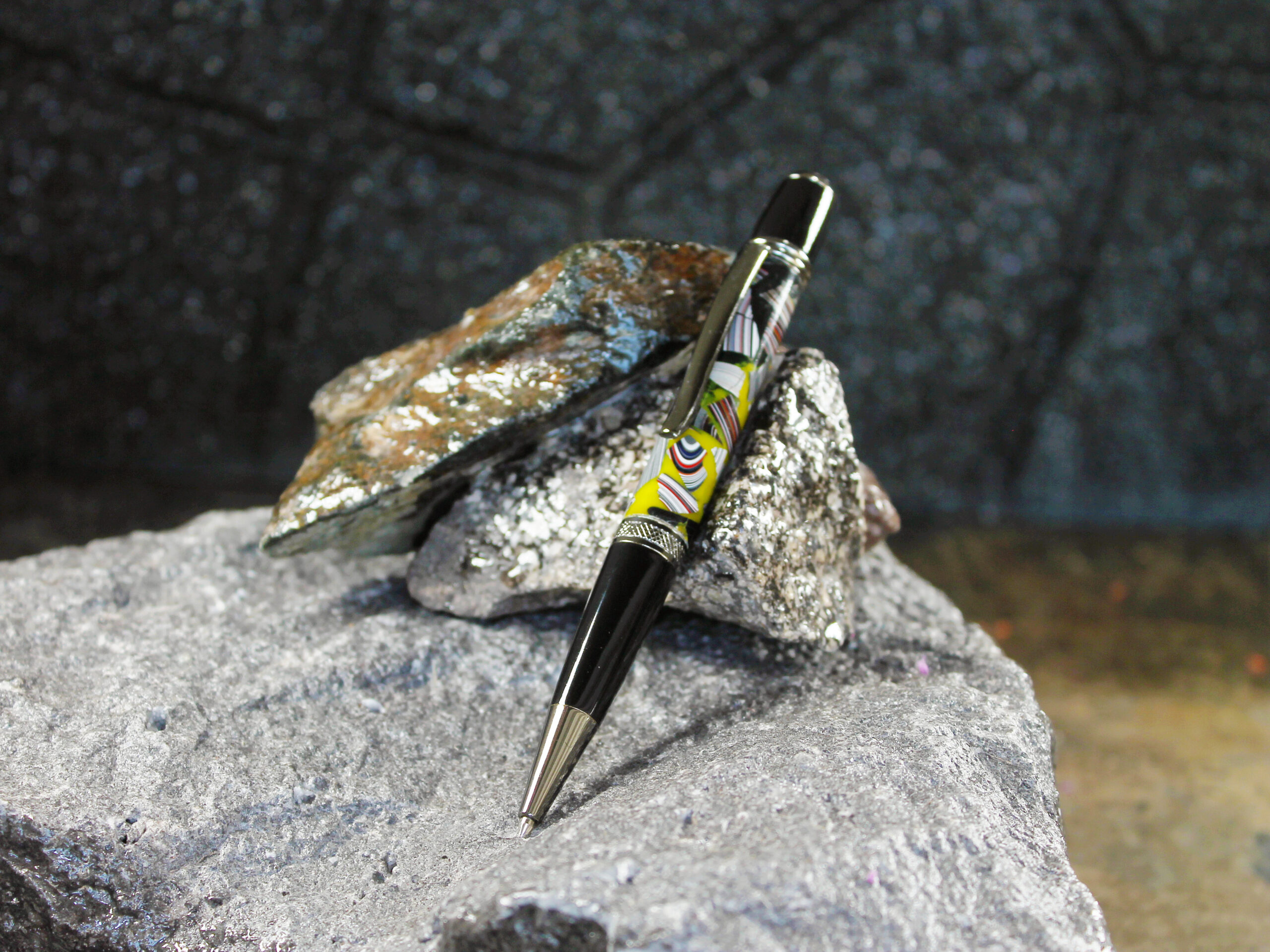 Fordite and Resin Pen - Gun Metal/Black/Yellow and Black (P-040)