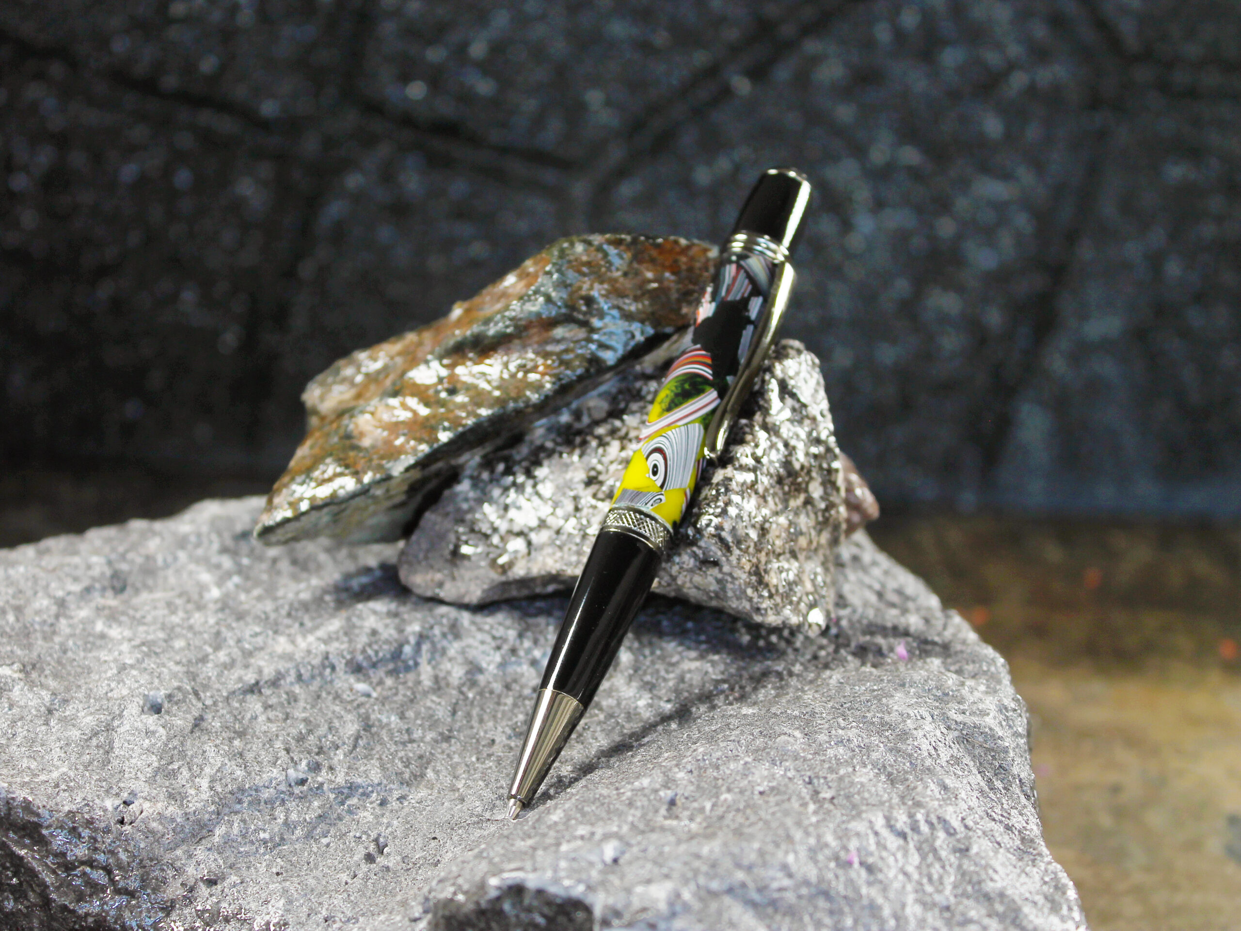 Fordite and Resin Pen - Gun Metal/Black/Yellow and Black (P-040) - Image 3