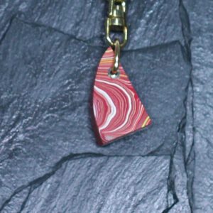 Fordite Keychain - Firetruck Fordite - 28.42mm x 16.82mm x 7.37mm     (3254)