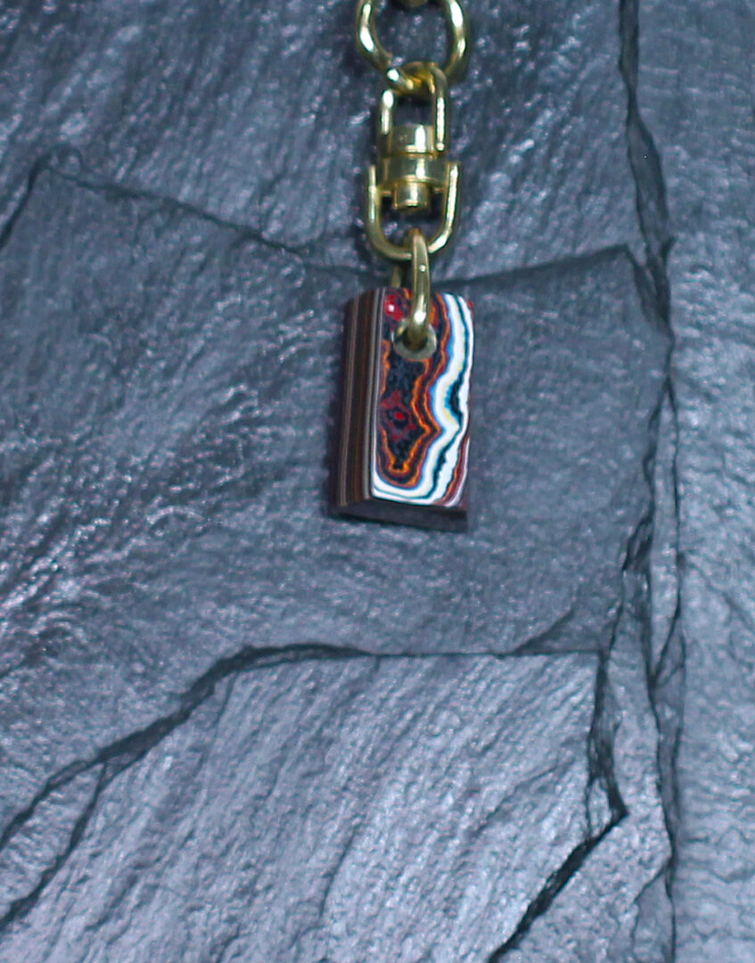 Fordite Keychain - Corvette Fordite - 20.35mm x 13.33mm x 8.06mm (3263)