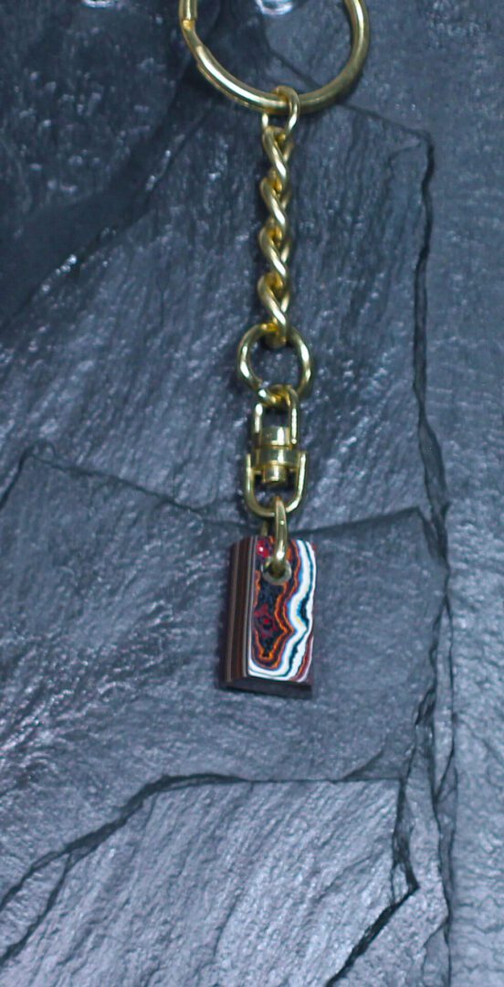 Fordite Keychain - Corvette Fordite - 20.35mm x 13.33mm x 8.06mm (3263) - Image 3