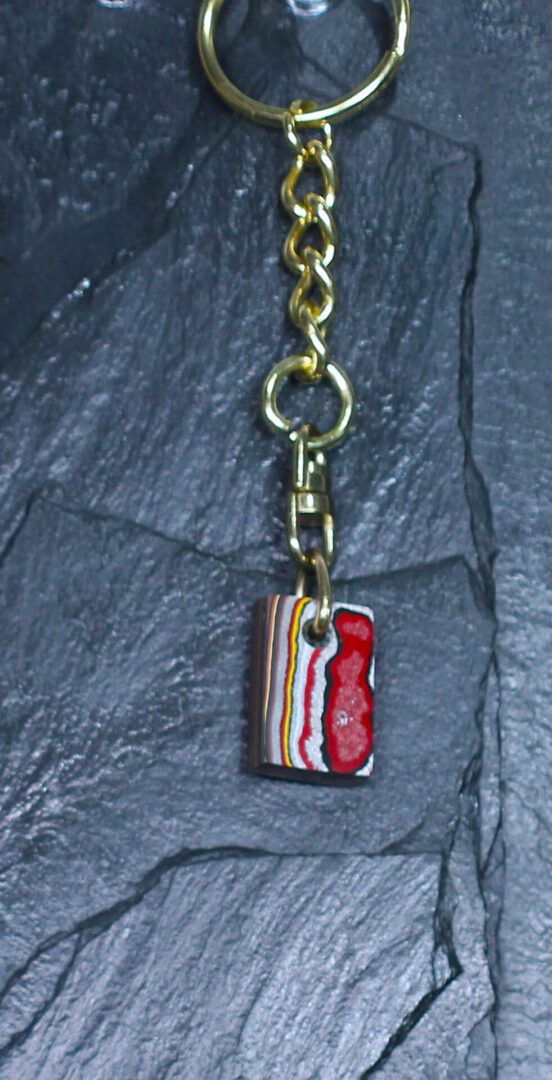 Fordite Keychain - Corvette Fordite - 21.93mm x 14.33mm x 6.08mm (3271) - Image 4