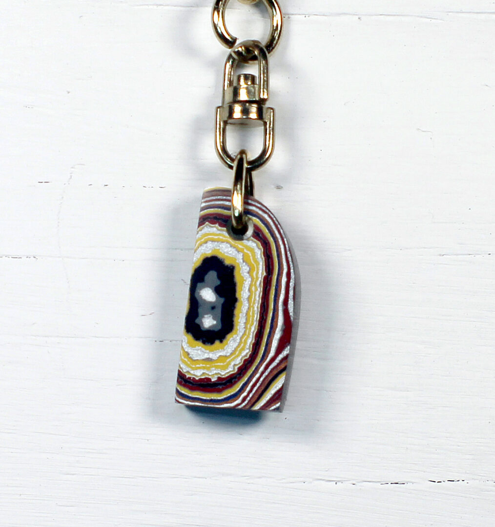 Fordite Keychain - Corvette Fordite - 30.44mm x 15.7mm x 6.16mm (3277)