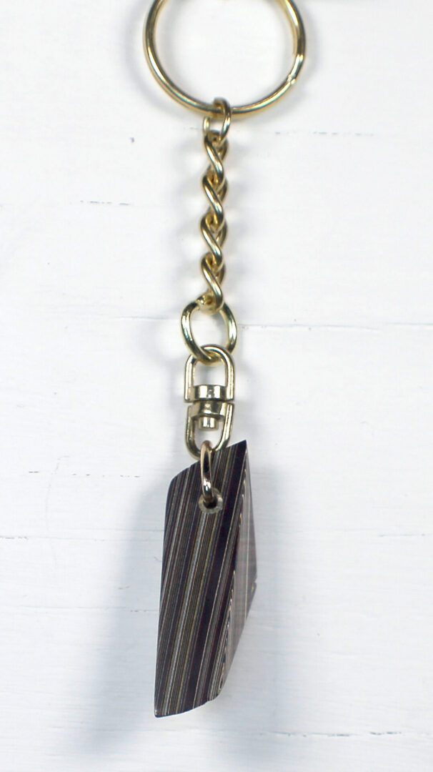 Fordite Keychain - Corvette Fordite - 42.53mm x 15.56mm x 12.65mm (3278) - Image 5