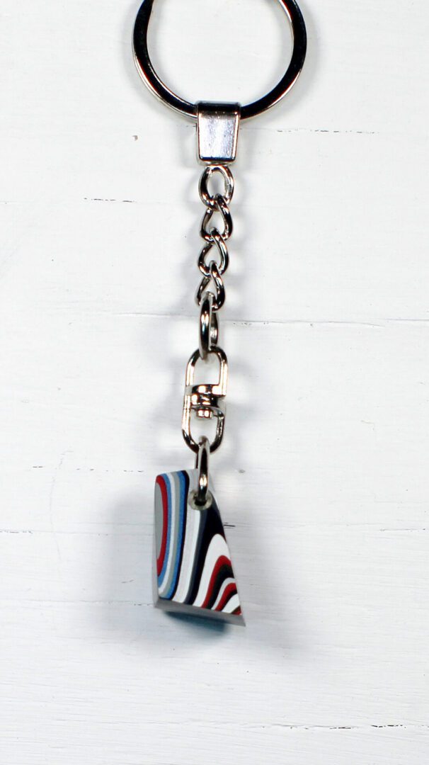 Fordite Keychain - 22.75mm x 13.62mm x 13.46mm (3287) - Image 5