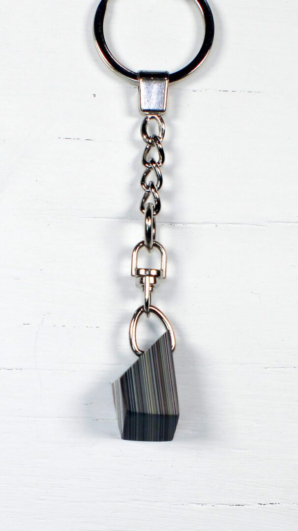 Fordite Keychain - 22.75mm x 13.62mm x 13.46mm (3287) - Image 4