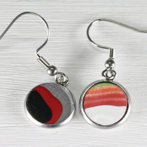 Pair of round abstract patterned dangle earrings