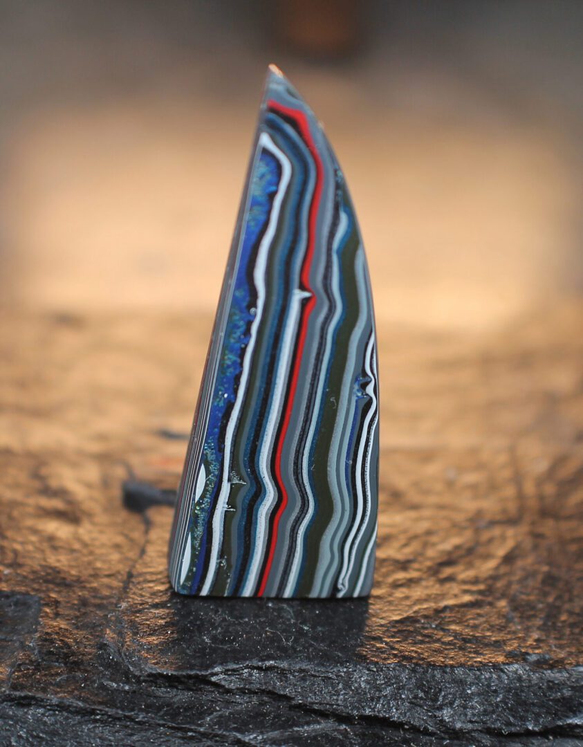Finished Piece of Fordite - 41.51mm x 14.35mm x 8.8mm (F-042) - Image 3